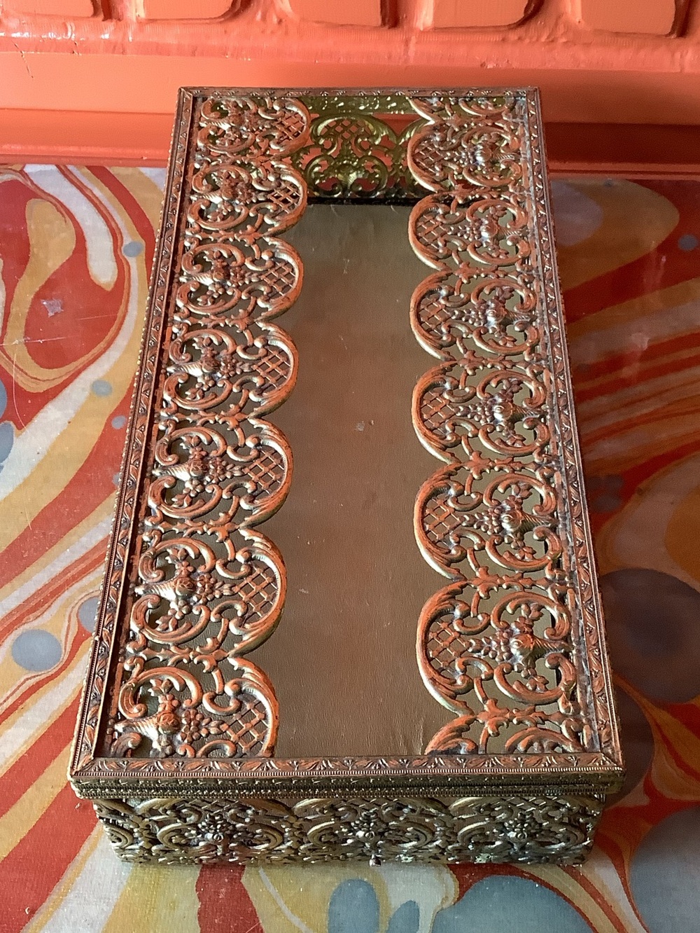 Vintage Filigree Hollywood Regency Brass Gold Tone Metal Tissue Box Holder